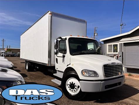 26 Foot Box Trucks Used Commercial Box Trucks For Sale Dastrucks