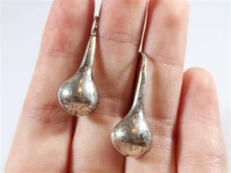 Vintage Sterling Silver Tear Drop Shape Earring Gem