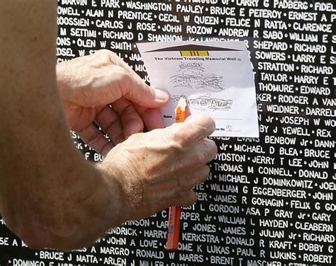 Photos Vietnam Traveling Memorial Wall In Mchenry Shaw Local