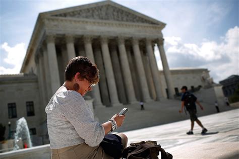 Supreme Court Police Need Warrants For Cell Phone Searches