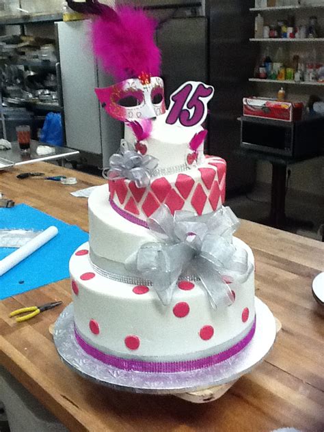 Hector's Custom Cakes: Quinceanera Cake - Sweet 16 Cake