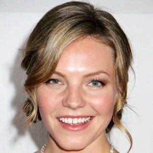 Eloise Mumford - Age, Family, Bio | Famous Birthdays