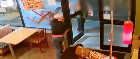 Watch ‘extremely Drunk Woman Smash Popeyes Window Over Soda Spat