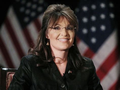 Sarah Palin Gets New Restraining Order Against Daughter Bristol S Stalker