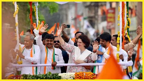 Priyanka Roadshow अलवर में कांग्रेस के रोड शो में दिखा प्रियंका गांधी का जलवा देखने को उमड़े