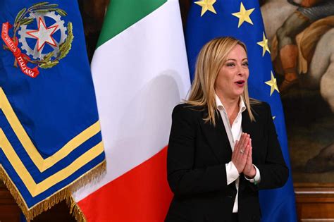 Italie Giorgia Meloni présente son programme au parlement