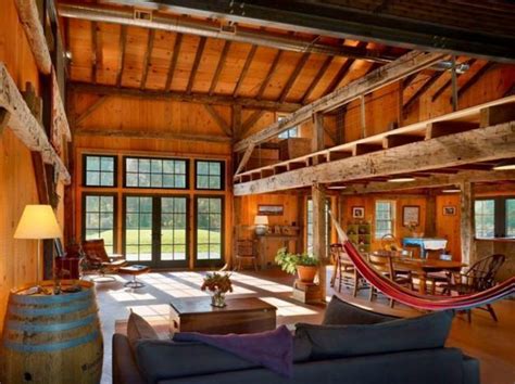 Ways To Incorporate Reclaimed Wood And Barn House Design Elements