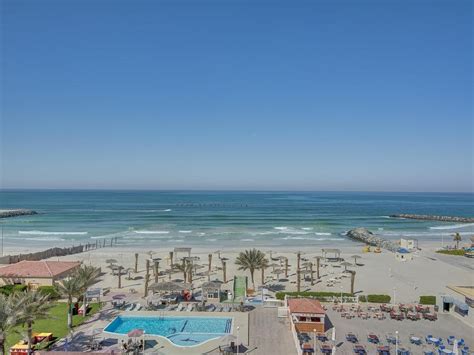 Best Price on Ajman Beach Hotel in Ajman + Reviews