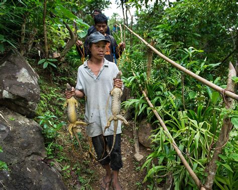 The Ati & Tumandok People of Panay Island | Photographer Jacob Maentz