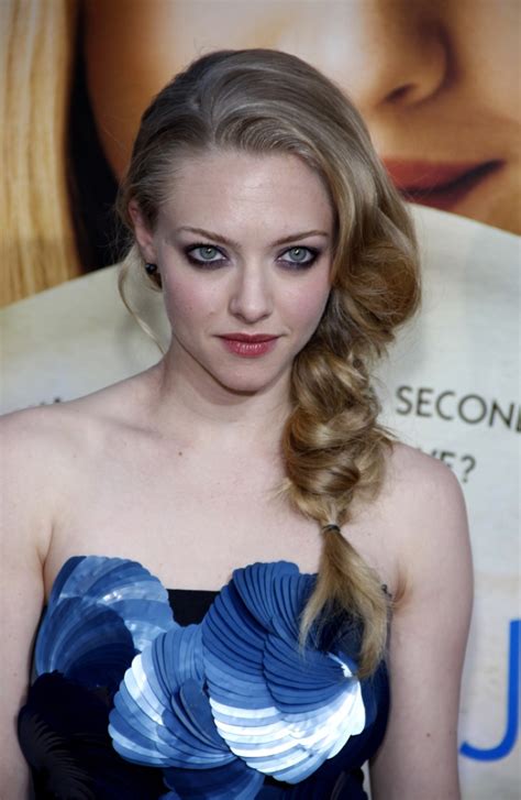 Amanda Seyfried Hair Color: 12 Amanda Seyfried Hairstyles