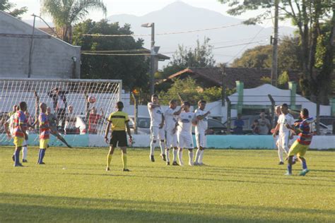 Em primeiro jogo da semifinal Quiririm e Nova América ficam no empate