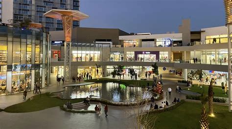 Plaza Península Adelanta La Navidad Abrirá Pista De Patinaje Sobre