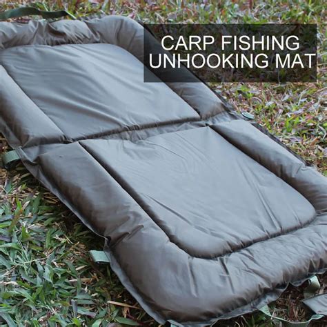 Carp Fishing Unhooking Mat Carp Fishing Foldable Landing Mat Padded For