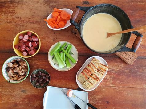 Fondue De Queijo Low Carb Receita Simples E Acompanhamentos Nutri O