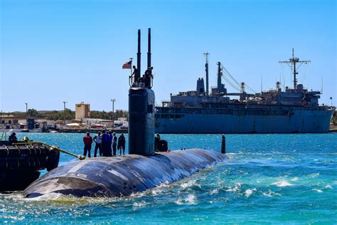 DVIDS - Images - USS Asheville (SSN 758) prepares to depart Guam for routine deployment [Image 1 ...