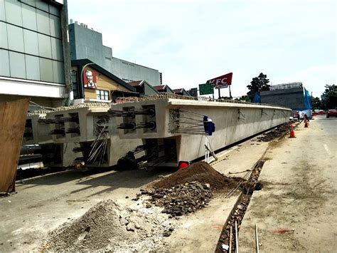 Medikom Online Progres Pemasangan Girder Fly Over Jalan Jakarta