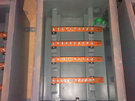 Three Phase V Busbar Panel Upto Amps At Rs Piece In