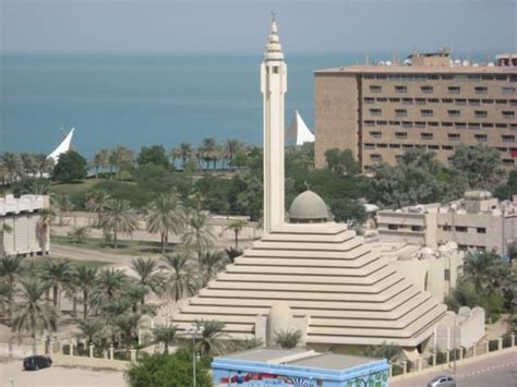 Sheikh Nasser Mosque, Kuwait | Mosque architecture, Islamic ...