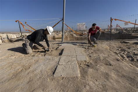 Luxurious Year Old Mansion Found In Southern Israel Ap News