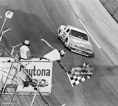 790 Cale Yarborough Photos & High Res Pictures - Getty Images