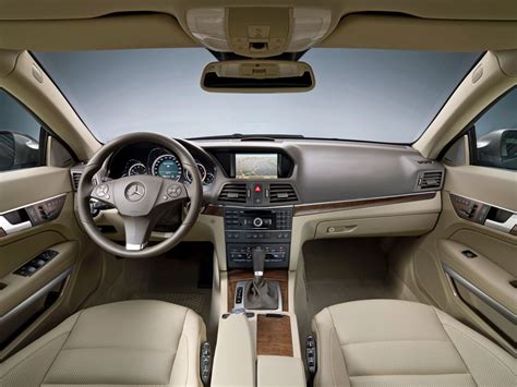 Chang Your Living Style...: Mercedes E-Class Coupe