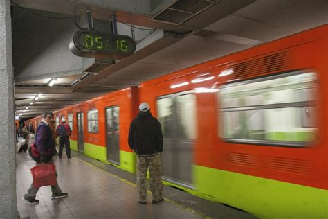 Chilango Cu Nto Gana Un Conductor Del Metro