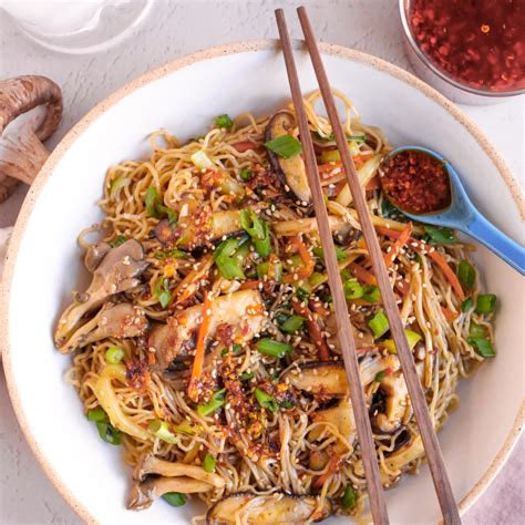 Spicy Ginger Mushroom Noodles Mushroom Recipes