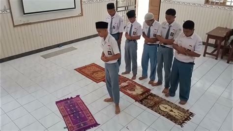 Tugas Video Sholat Jamaah Kelompok Bilal Bin Rabah Kelas X OC YouTube