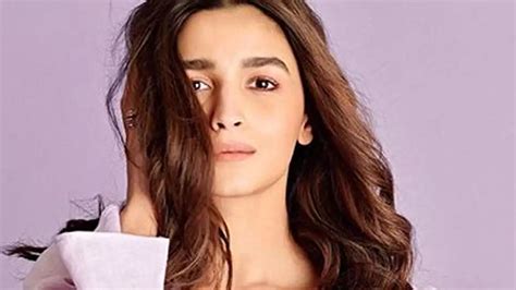 Alia Bhatt Gets Trolled After Old Interview Where She Revealed Calling