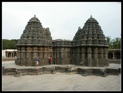 Somnathpur temple - Architecture - Photo.net