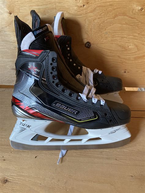 New Bauer Regular Width Pro Stock Size 11 Vapor 2X Pro Hockey Skates