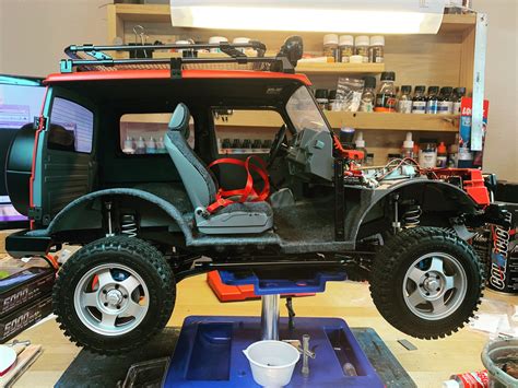 Building a 1/6 scale RC Suzuki Samurai kit : r/ModelCars