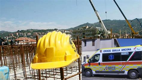 Grave Incidente Sul Lavoro In Un Cantiere 55enne In Codice Rosso