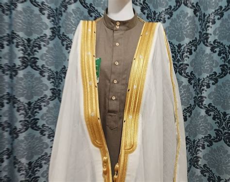 White Bisht Islamic Arab Dress Sheikh Imam Kaftan Cloak Bisht Etsy