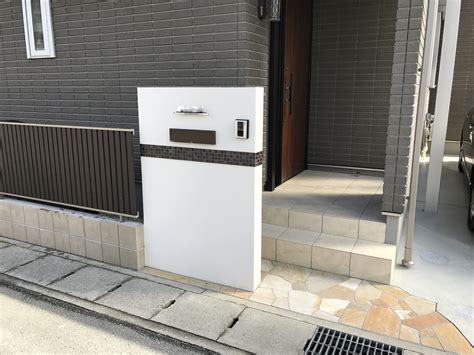 アクセントモザイクタイルを使った門柱 姫路市o様邸｜加古川市・高砂市の外構・エクステリア工事はチェリーブロッサムガーデン