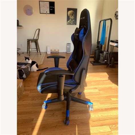 Blue Gaming Chair GTRacing - AptDeco