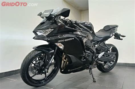 Perbedaan Kawasaki Ninja Zx 25r Standar Dan Special Edition Atelier Yuwa Ciao Jp