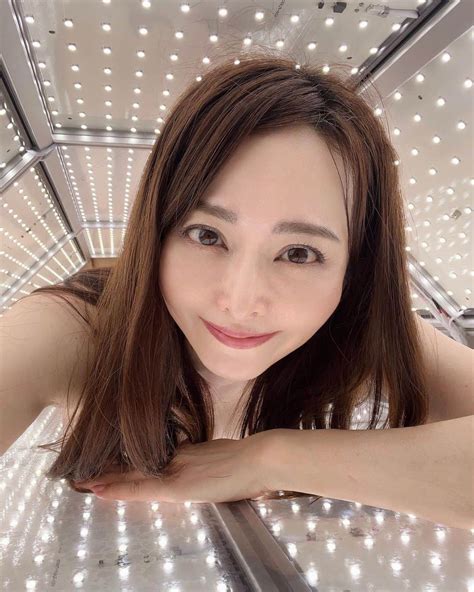 森雅子さんのインスタグラム写真 森雅子instagram「 こんばんは。 大好きなフォトニックシャワーを 受けてきました Cryo