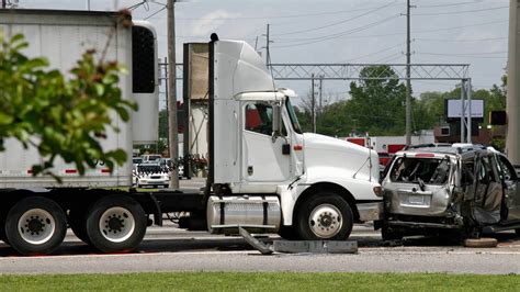 Common Types Of Truck Accident Injuries Stokes Stemle Llc