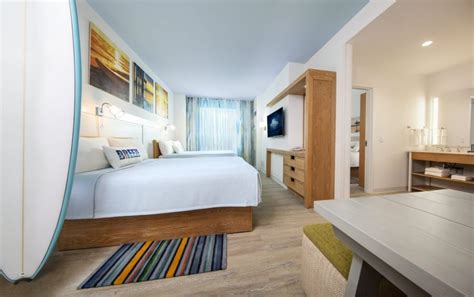 Universal's Endless Summer Resort – Dockside Inn and Suites: Complete Guide