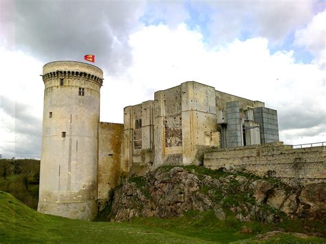 A Falaise découvrez en famille les secrets de la vie au château