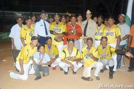 La PN campeón del Softbol de Oficiales Diario Libre