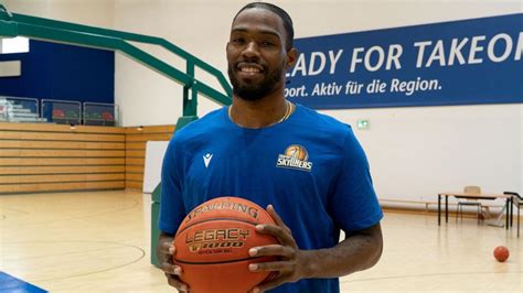 Basketball Bundesliga Skyliners Verpflichten Derek Cooke Jr