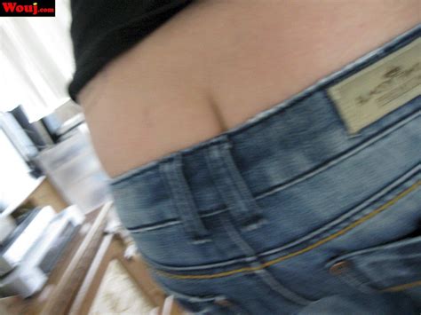 Nerdy Babe Taking Pictures Of Her Sexy Curves Photos