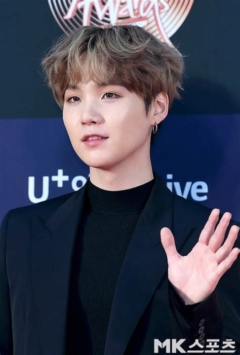 Bts 슈가 오늘28일 충남 논산 훈련소 입소 공식입장 Mk스포츠