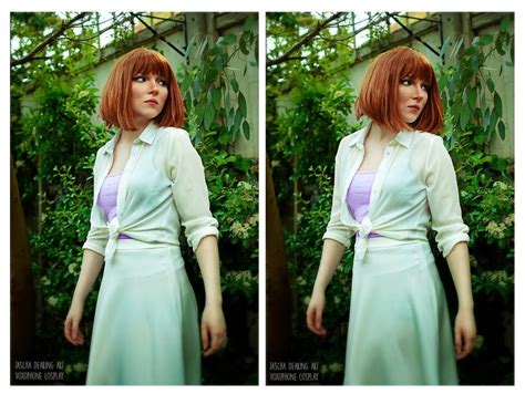 Voxophone Cosplay Claire Dearing Jurassic Park World Jurassic