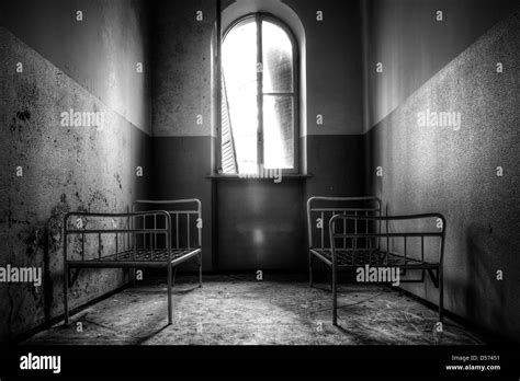 Abandoned mental hospital room Stock Photo - Alamy