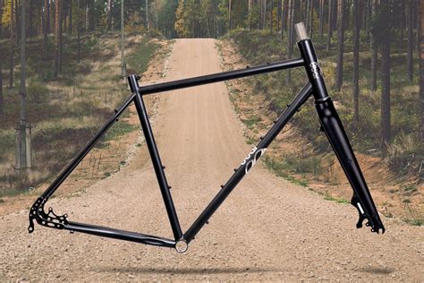 8bar Pankow Steel Gravel Road Touring Bike Is Super Affordable