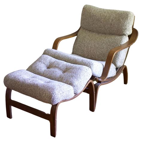 Charlton Bentwood Mid Century Modern Lounge Chair And Ottoman For Sale