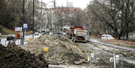 Zamkni Ta Ulica Sobieskiego Budowa Tramwaju Do Wilanowa Wkracza W